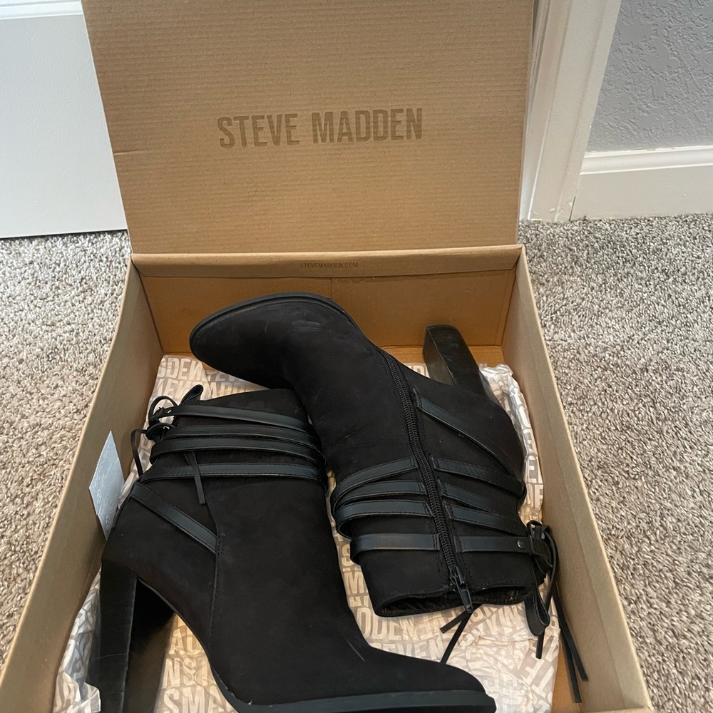Steve Madden Black Heeled Boots for Women